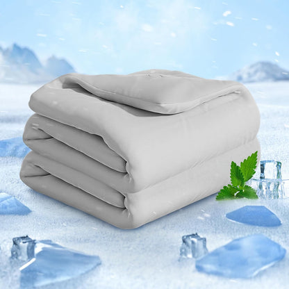 Soft Breathable Lightweight Cooling Comforter